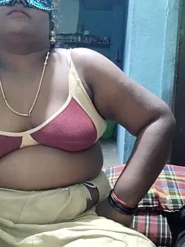 divyasree1431's cam snapshot