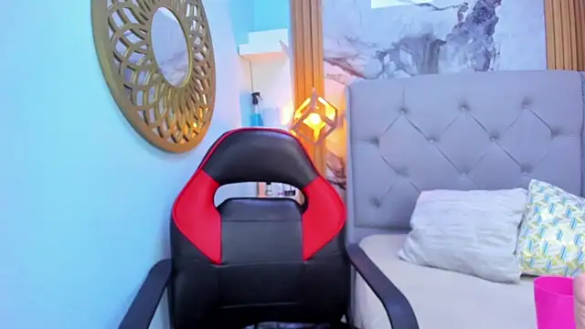 KORINASANTOS's cam snapshot