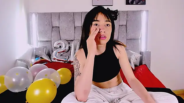 Alahia_rosee's cam snapshot