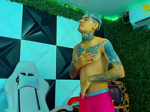 Boy_tatto77's cam snapshot