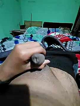 ItsBull88's cam snapshot