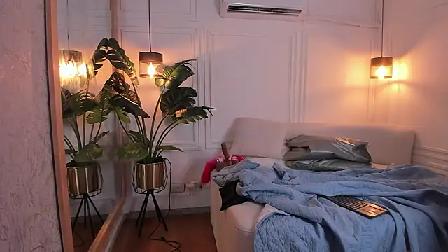 Dafne_Hillss's cam snapshot