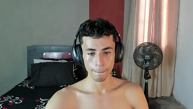 Thekwisatzhaderach's cam snapshot