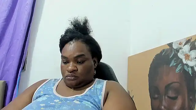 lilybaudyn_'s cam snapshot