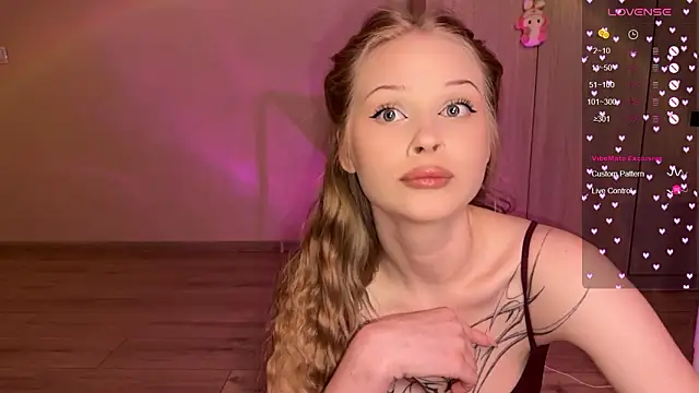 lisa_barbie's cam snapshot