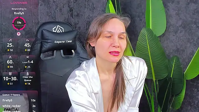 Lillian_White's cam snapshot