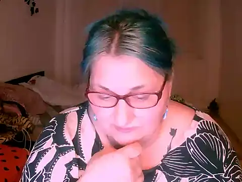 BlondyBigBoobs's cam snapshot