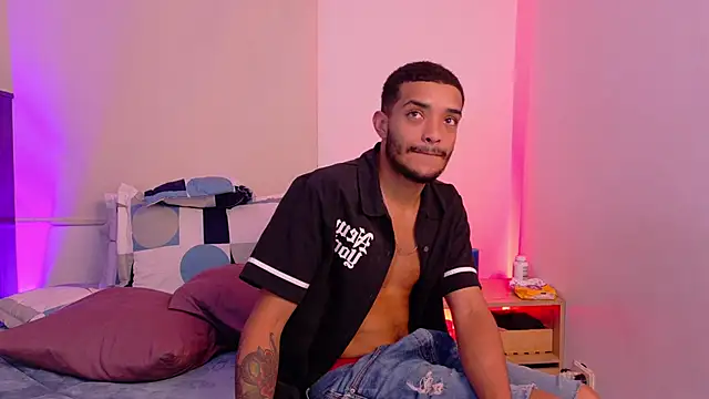 eross_chipre_'s cam snapshot