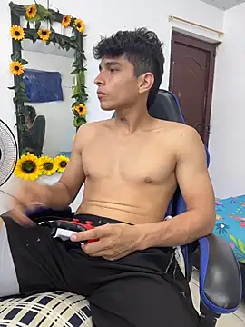 nic_2005's cam snapshot