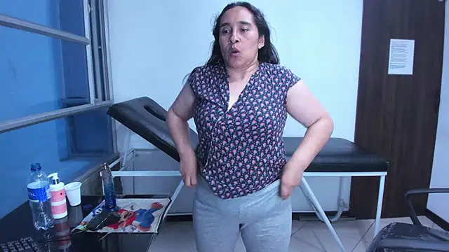 LeilaSmith_'s cam snapshot