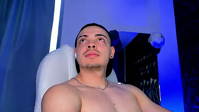 Maxwell_Dupont's cam snapshot