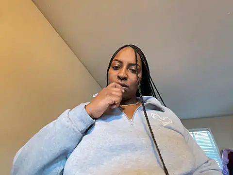 ChocolateTingz's cam snapshot