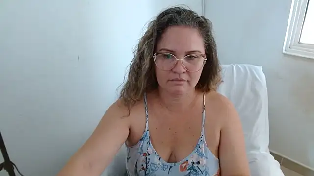 helenca43's cam snapshot