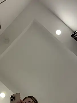 IsabellaEtthan live sex cam