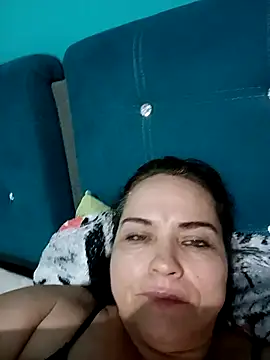 Mia_ThompsonXX's cam snapshot