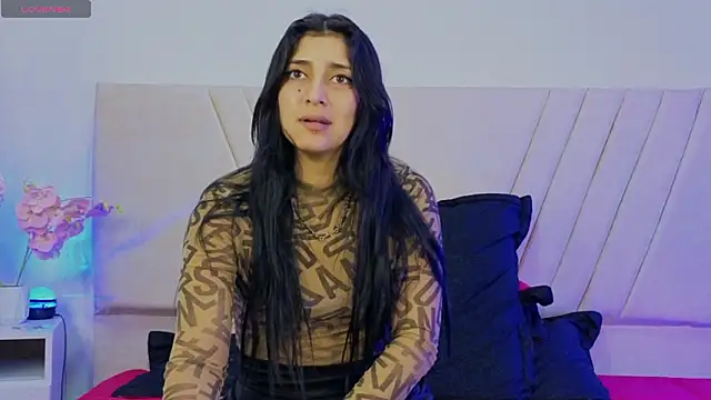 KasandraGrant live sex cam