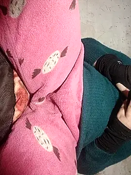 Yourhearbeat live sex cam