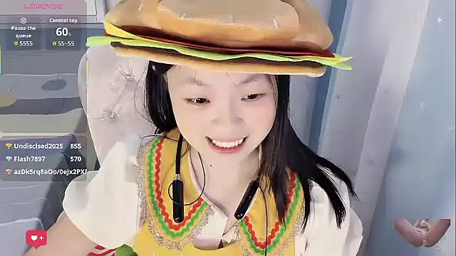 Lena-yyds's cam snapshot