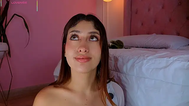 Honeyymoonn_'s cam snapshot