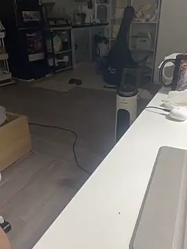 Mina048's cam snapshot