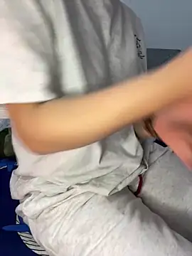 Sisilaydy_01's cam snapshot