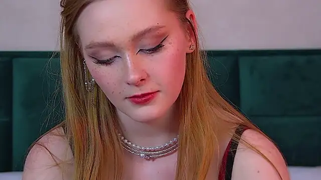 AgataFoxley's cam snapshot