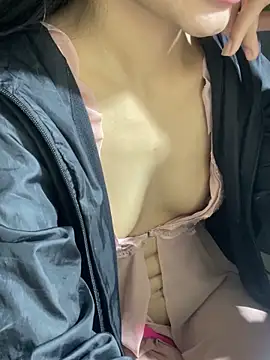 Mina048's cam snapshot