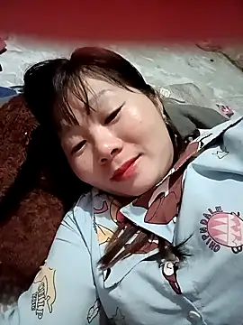 vangkt-cute's cam snapshot