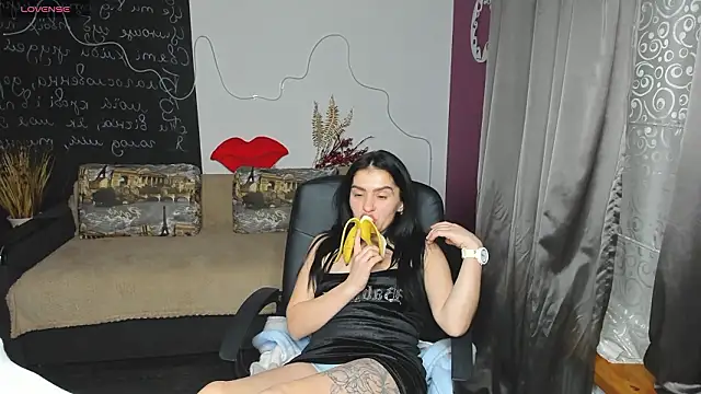 NataliDesire's cam snapshot