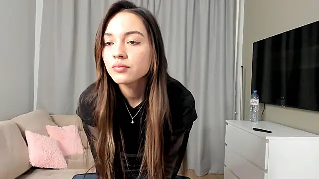 TreasaCrebs live sex cam