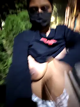 Ishu_Lovee live sex cam