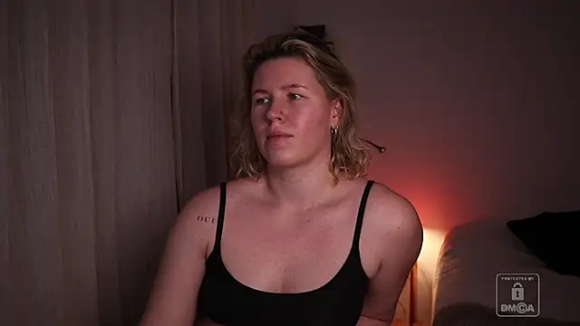 moonamii's cam snapshot