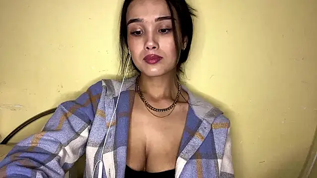 AylinBlush's cam snapshot