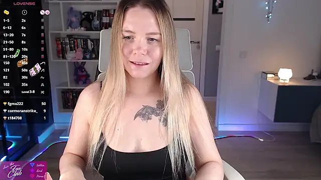 Emma_Bryan's cam snapshot