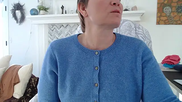 AuroraWillows's cam snapshot