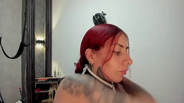 selene_red_'s cam snapshot