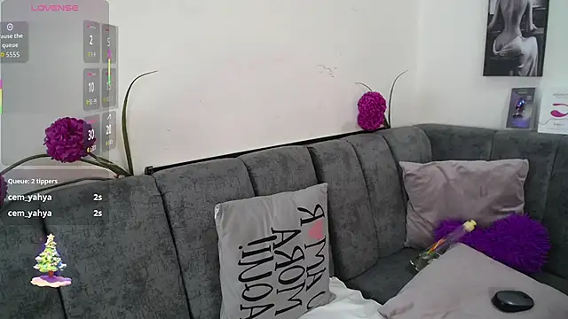 Alana_steel_1's cam snapshot