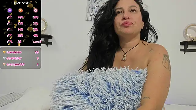 Camille_aspen's cam snapshot