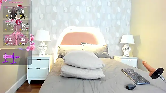 isabella_milf_'s cam snapshot