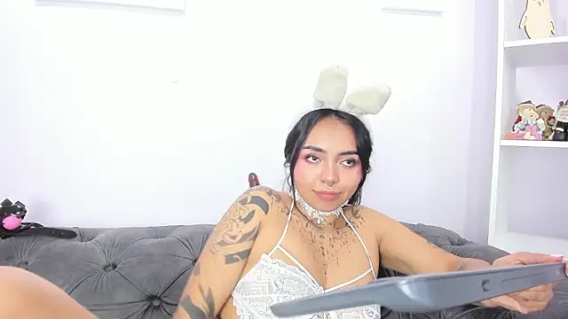 miss_soffi_'s cam snapshot