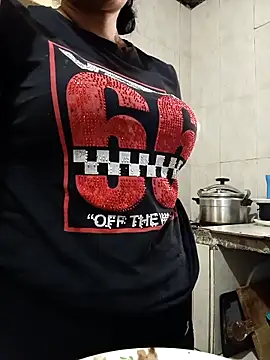 Fernanda30 live sex cam