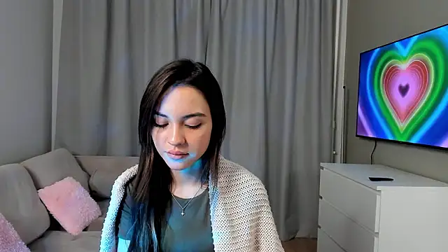 TreasaCrebs live sex cam