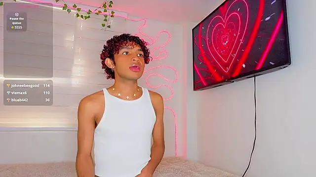 Aaron_Wiinter live sex cam