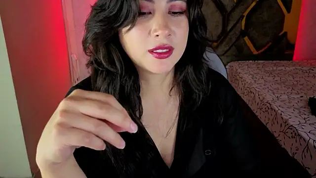 Luvienne's cam snapshot