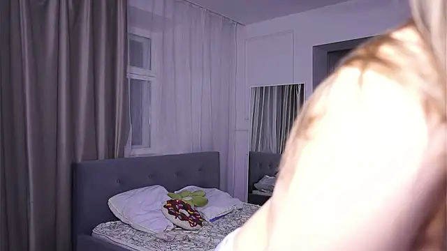 MayPortman's cam snapshot