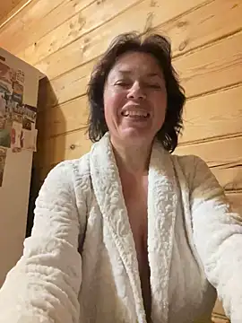 Kiramagic live sex cam