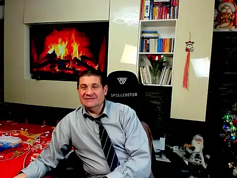 SpartacusDaddy48 live sex cam