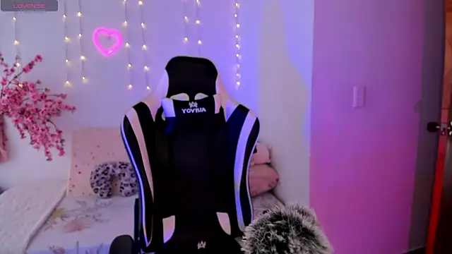 AvaScott_'s cam snapshot