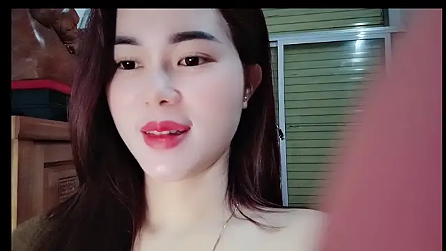 Family-Lovee's cam snapshot