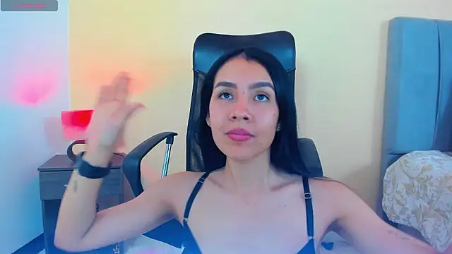 08alice's cam snapshot